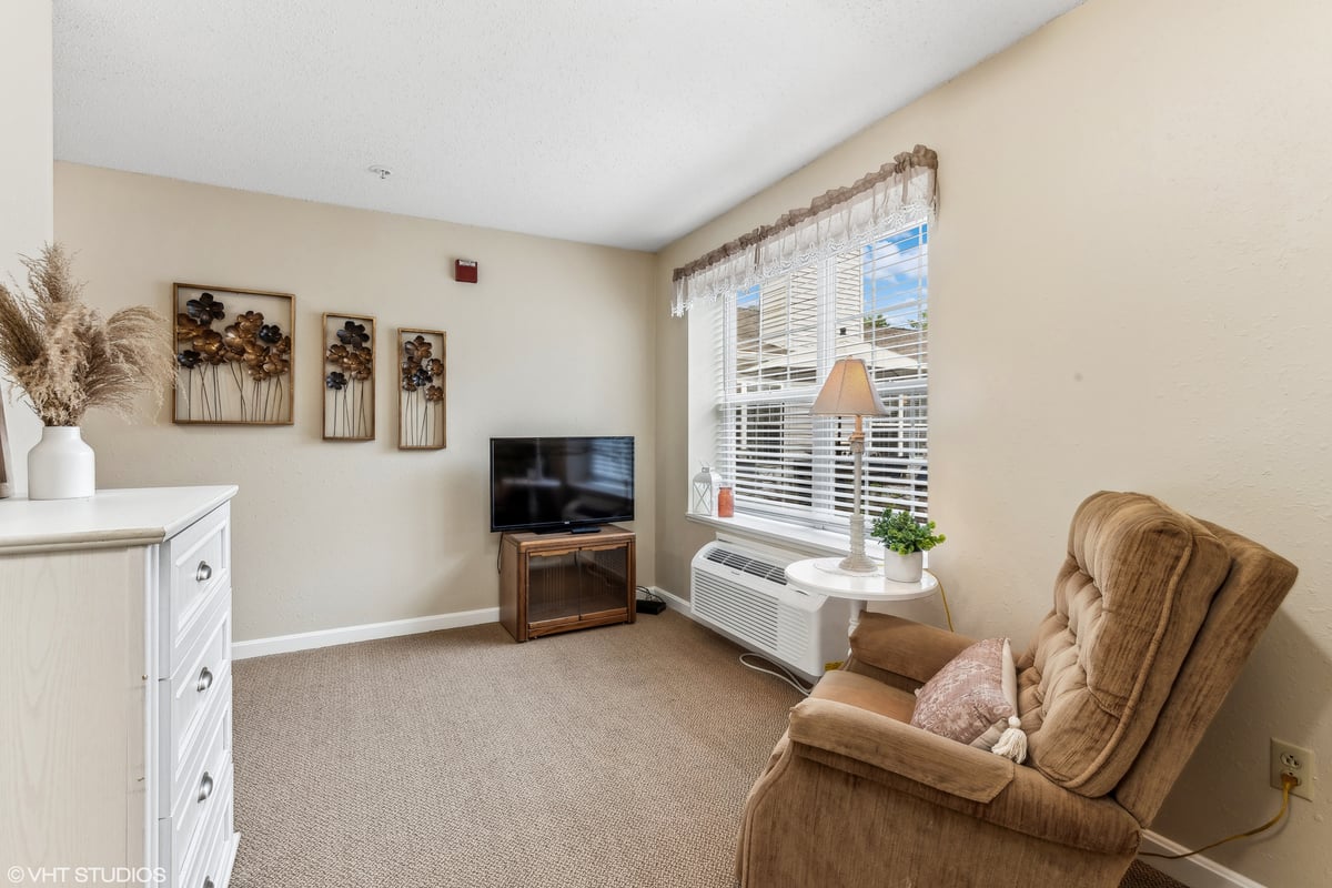 Senior Living Cambridge, OH Cardinal Place Assisted Living